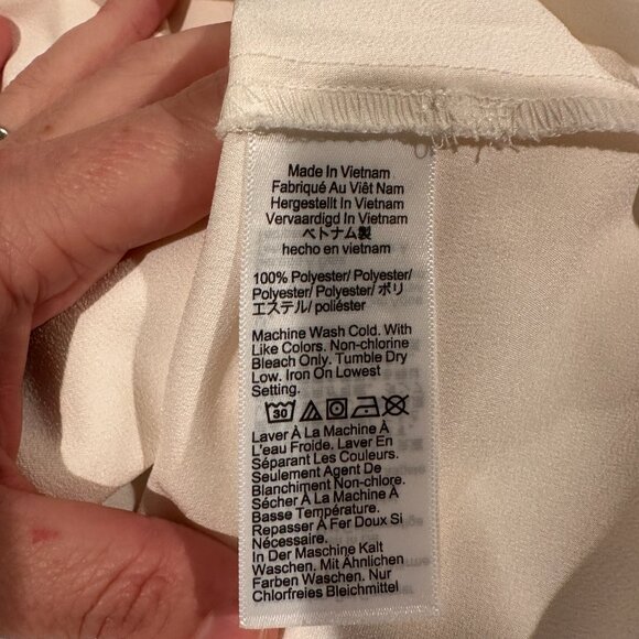 J.Crew Winter Garden Top – Ivory/ Off-White – Size M – Ruffle Sleeve - Picture 4 of 4